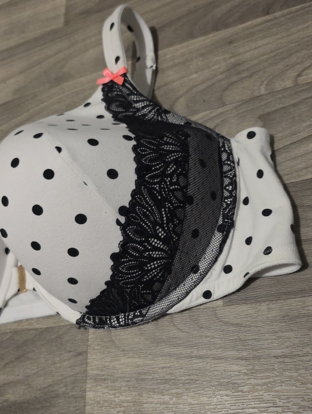 Cacique Size 50DDD Underwire Dot Front-Close Bra with Pink Accents. - Picture 5 of 8